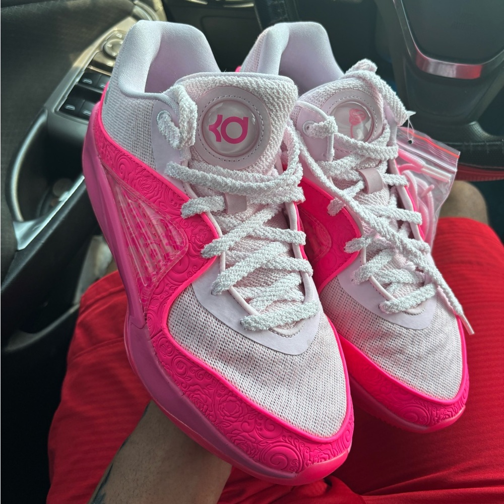 Nike KD 16 Aunt Pearl